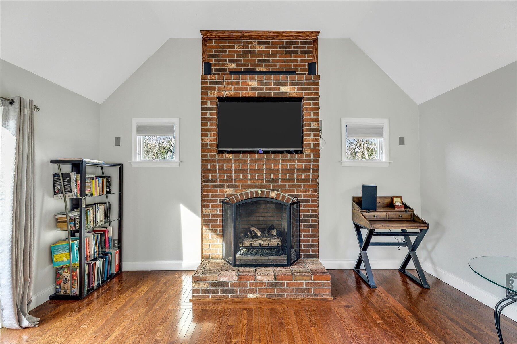 10 Rockledge Drive North Falmouth MA 02556