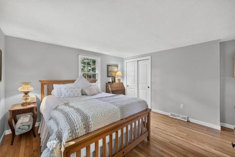 15 Brezner Lane Barnstable MA 02632