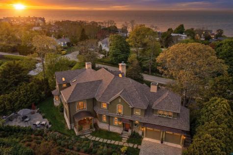 15 Clowes Drive Falmouth MA 02540