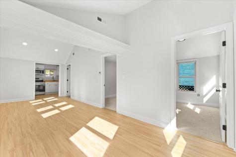 8 Charles Street Wareham MA 02571