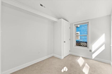 8 Charles Street Wareham MA 02571