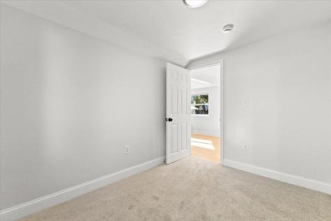 8 Charles Street Wareham MA 02571