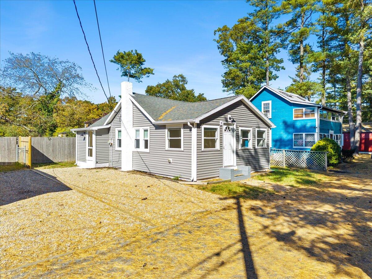 8 Charles Street Wareham MA 02571