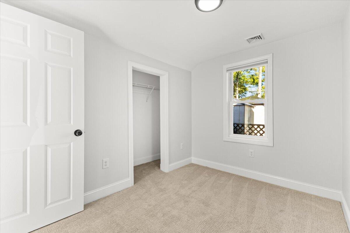 8 Charles Street Wareham MA 02571