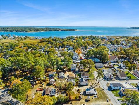 8 Charles Street Wareham MA 02571