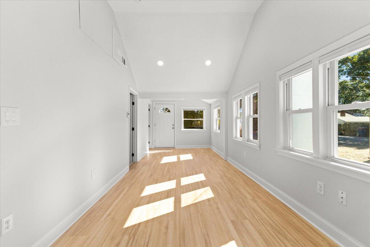 8 Charles Street Wareham MA 02571