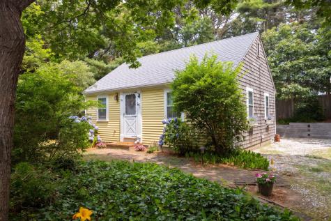 22 Country Lane MA 02659