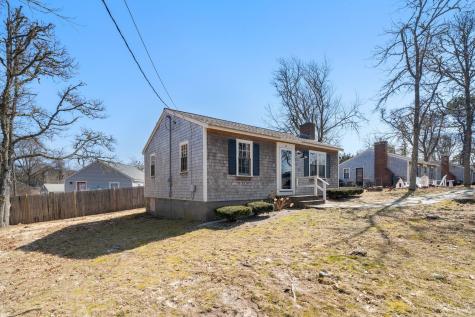 18 Manning Road Dennis MA 02639