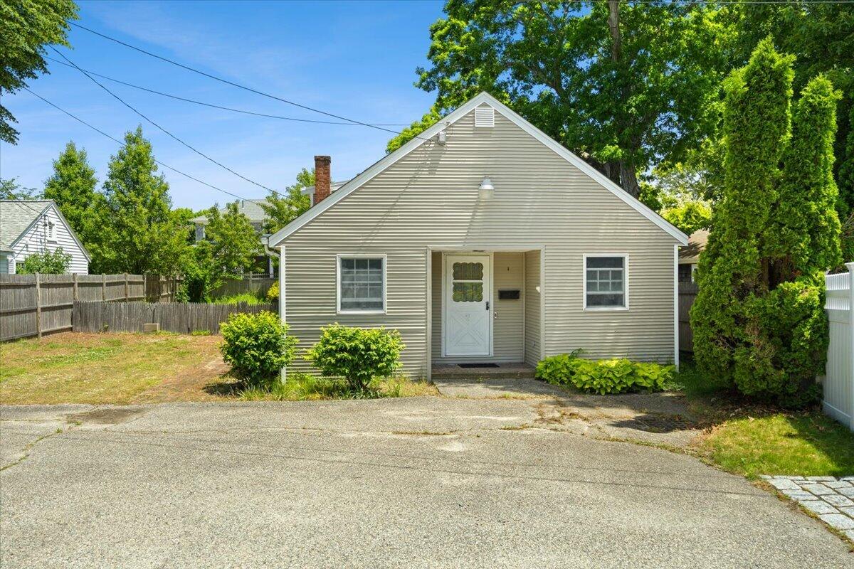 47 Little Rock Avenue Falmouth MA 02540
