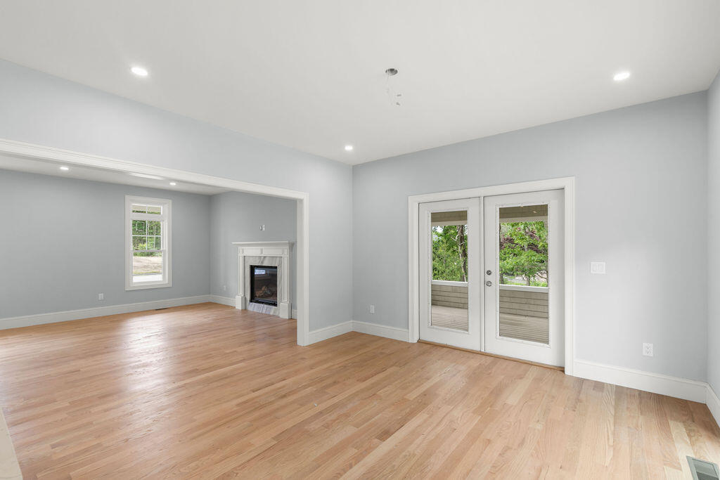 9 Ridgehill Lane Bourne MA 02562