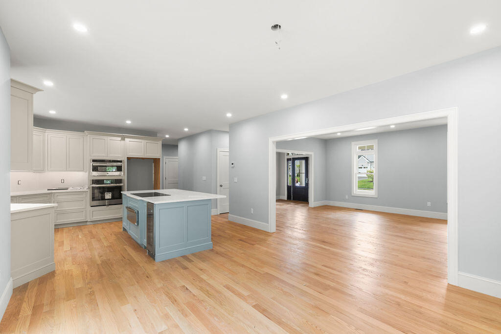 9 Ridgehill Lane Bourne MA 02562