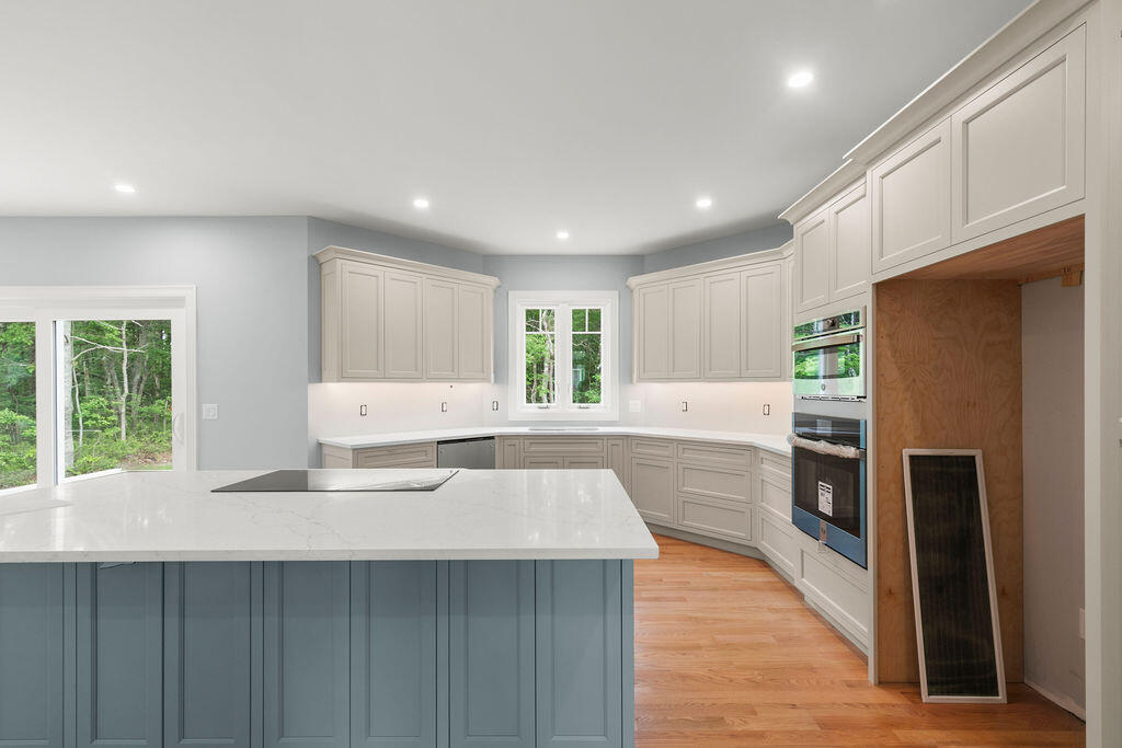 9 Ridgehill Lane Bourne MA 02562