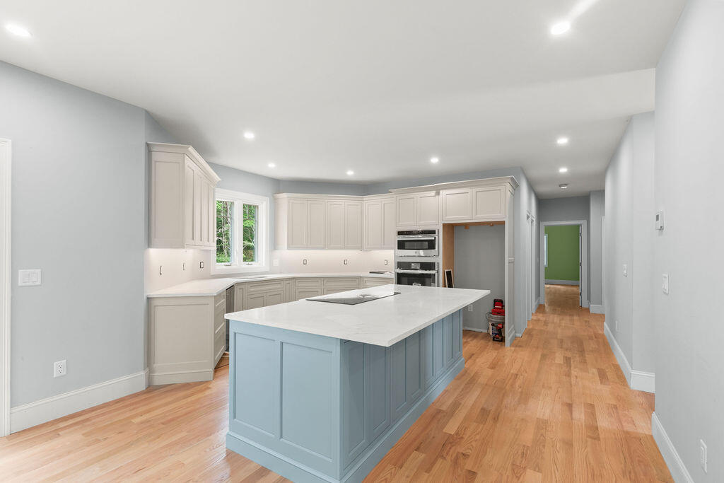 9 Ridgehill Lane Bourne MA 02562