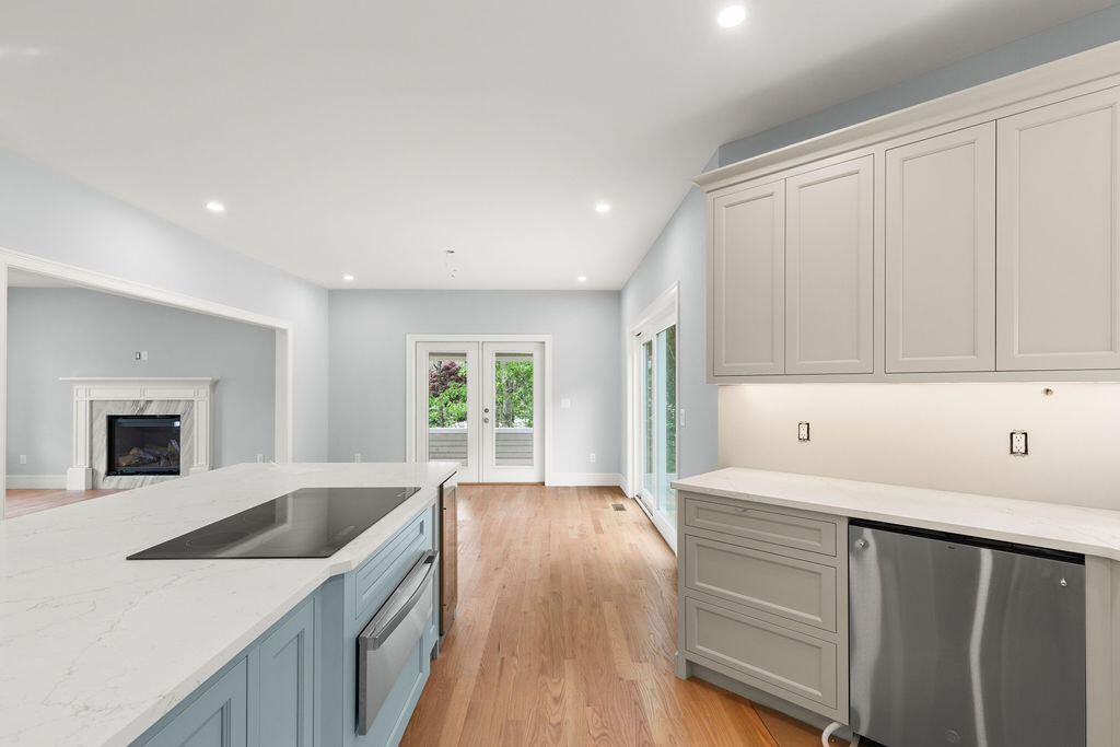 9 Ridgehill Lane Bourne MA 02562