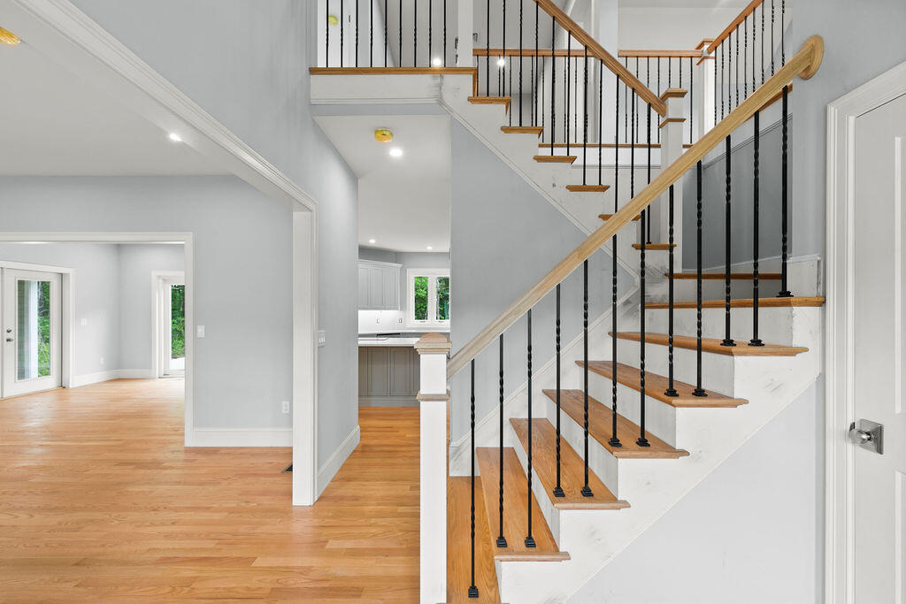 9 Ridgehill Lane Bourne MA 02562