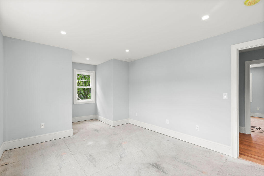 9 Ridgehill Lane Bourne MA 02562