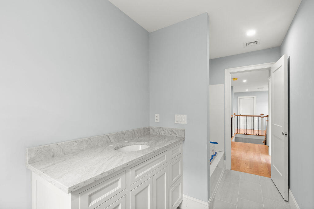 9 Ridgehill Lane Bourne MA 02562