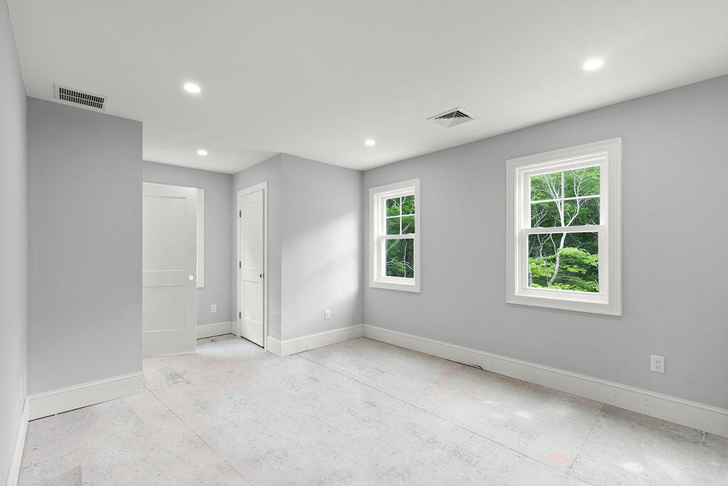 9 Ridgehill Lane Bourne MA 02562