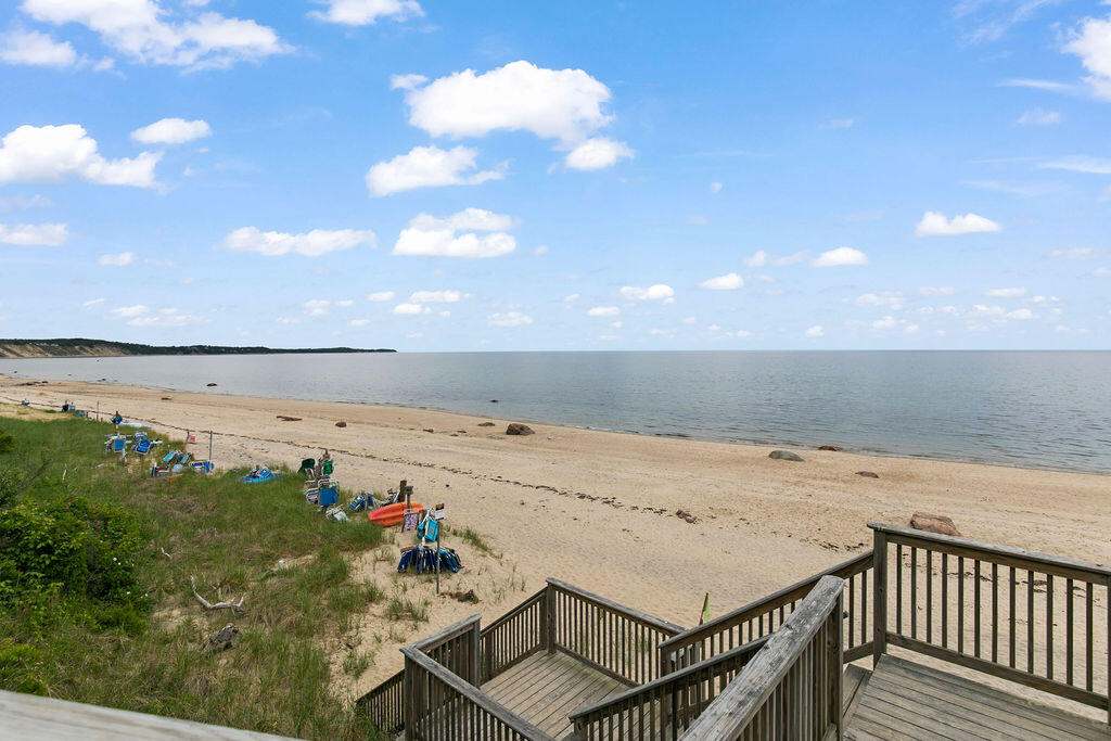 9 Ridgehill Lane Bourne MA 02562