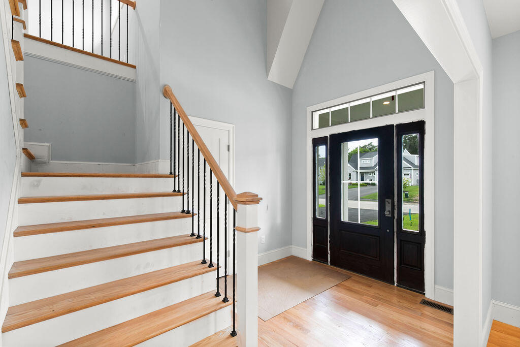 9 Ridgehill Lane Bourne MA 02562