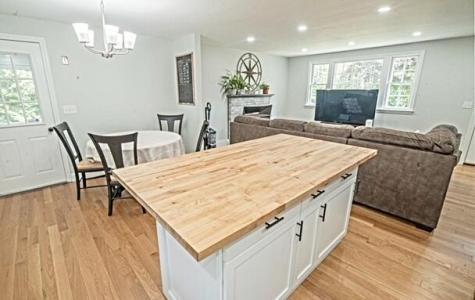 492 Cotuit Road Mashpee MA 02649