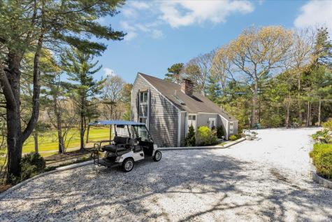 133 Walton Heath Way Mashpee MA 02649