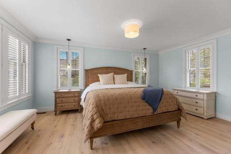 201 Scraggy Neck Road Cataumet MA 02534
