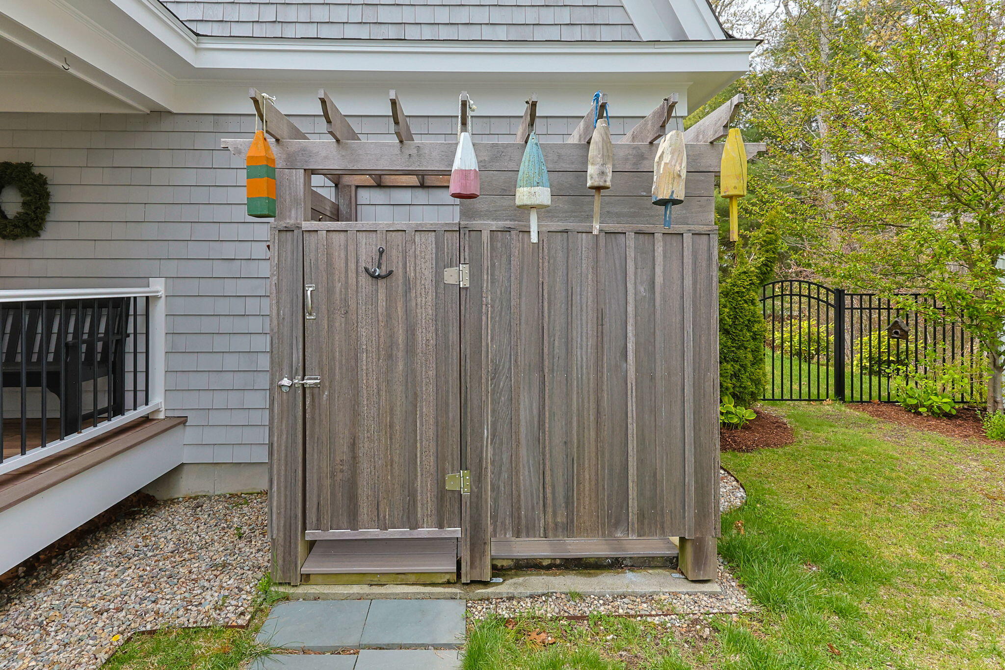 201 Scraggy Neck Road Cataumet MA 02534