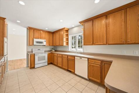 7 Maud Palmer Drive Wareham MA 02571