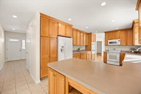 7 Maud Palmer Drive Wareham MA 02571