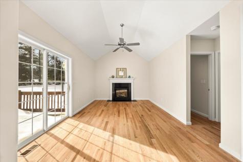 7 Maud Palmer Drive Wareham MA 02571