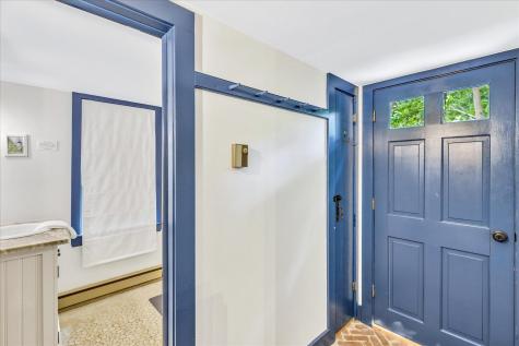 1825 Main Street West Barnstable MA 02668