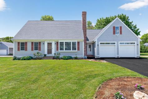 21 Caseys Way Falmouth MA 02536