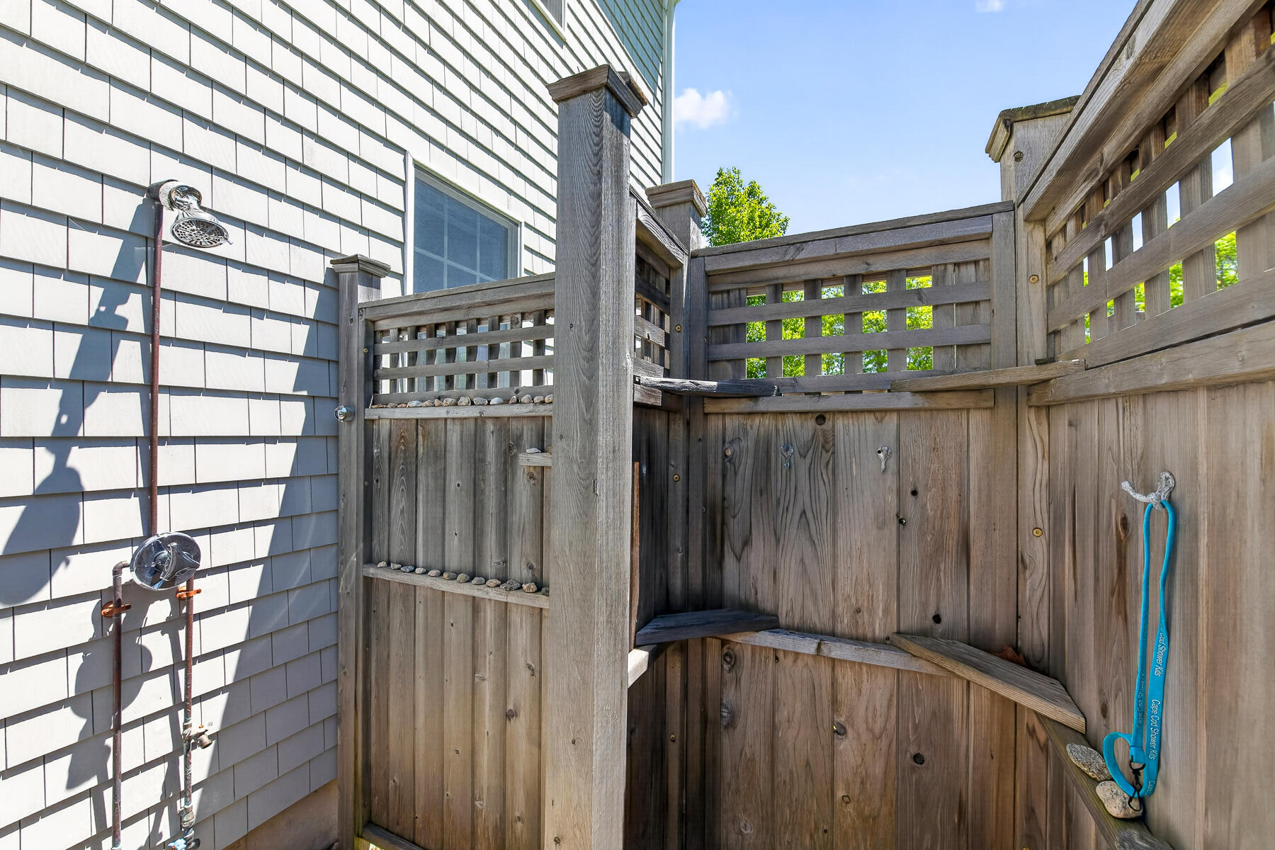 21 Caseys Way Falmouth MA 02536