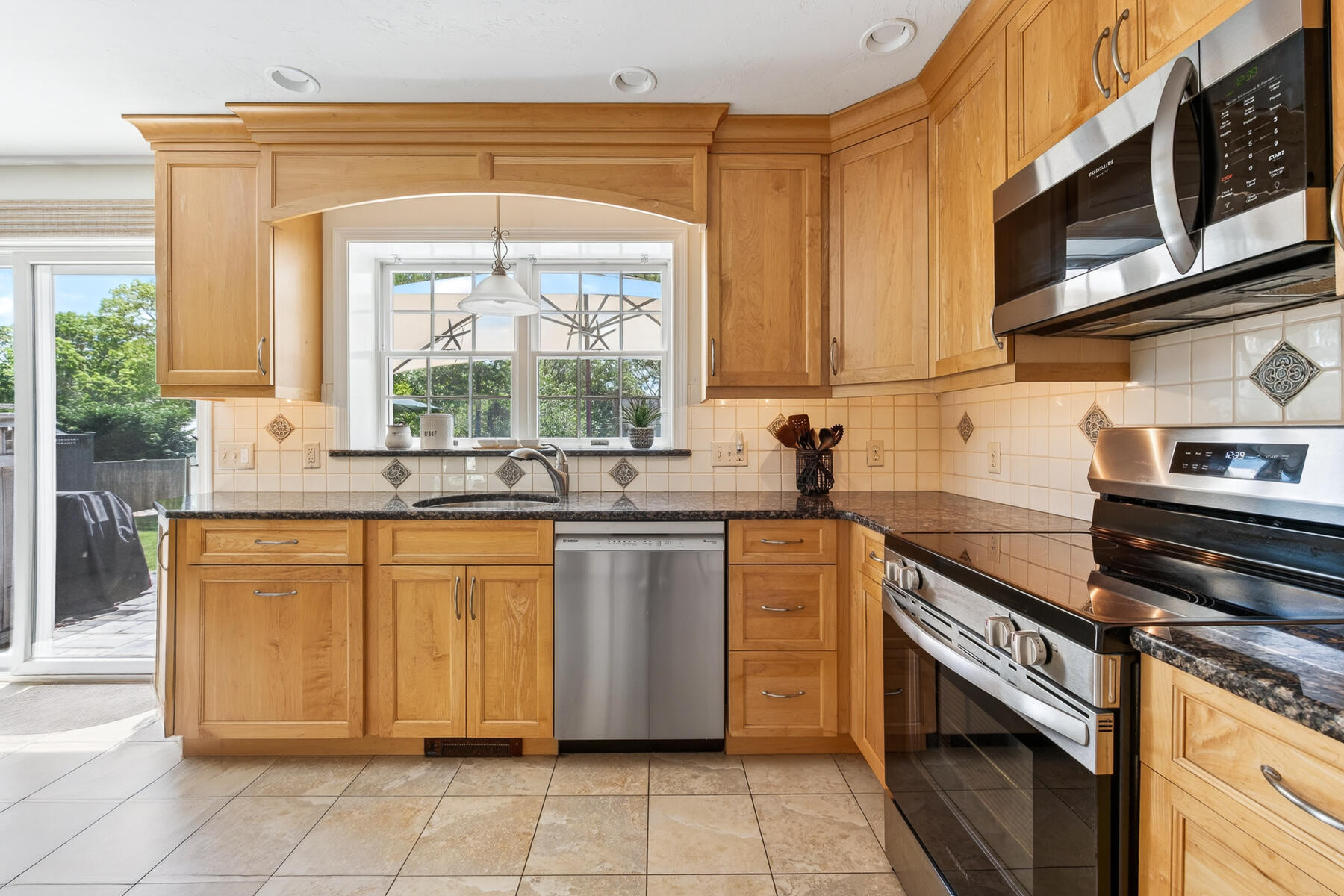 21 Caseys Way Falmouth MA 02536