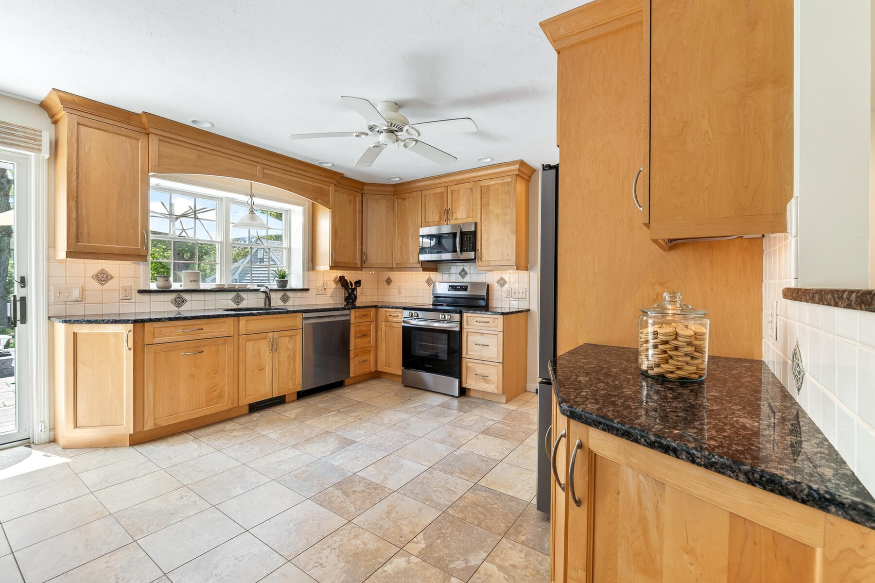 21 Caseys Way Falmouth MA 02536