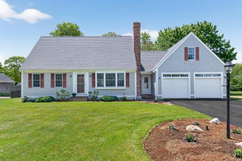 21 Caseys Way Falmouth MA 02536