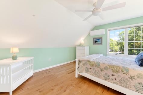 21 Caseys Way Falmouth MA 02536