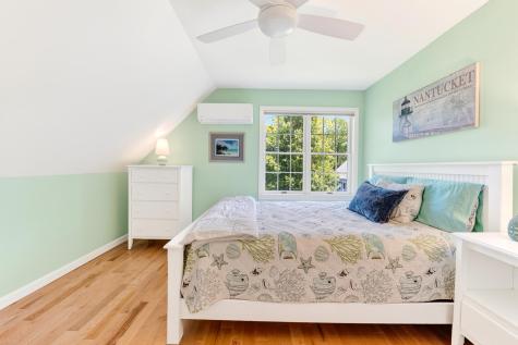 21 Caseys Way Falmouth MA 02536