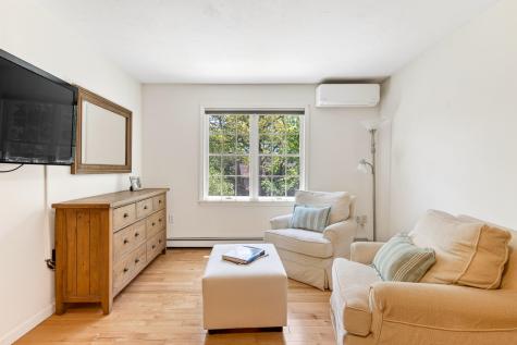 21 Caseys Way Falmouth MA 02536