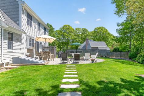 21 Caseys Way Falmouth MA 02536