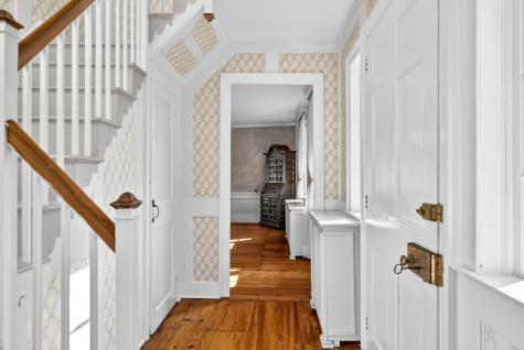 132 Main Street Sandwich MA 02563