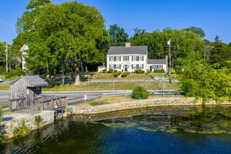 132 Main Street Sandwich MA 02563