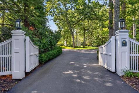 47 Sunset Point Osterville MA 02655