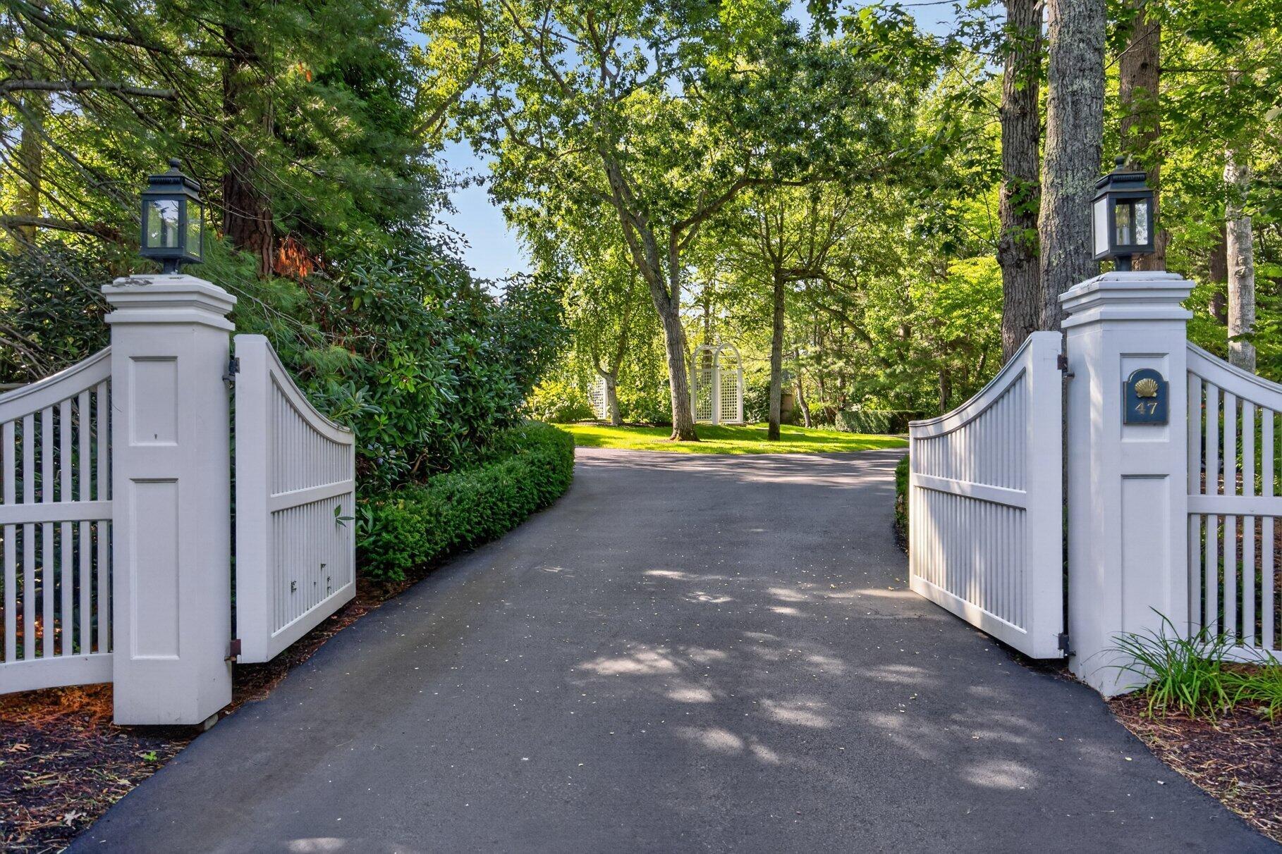 47 Sunset Point Osterville MA 02655
