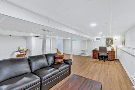 1 Thorwald Drive Dennis MA 02660