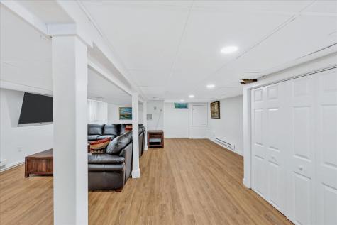 1 Thorwald Drive Dennis MA 02660