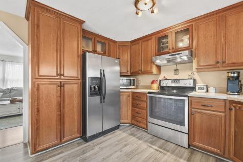 64 Lodengreen Drive Falmouth MA 02536