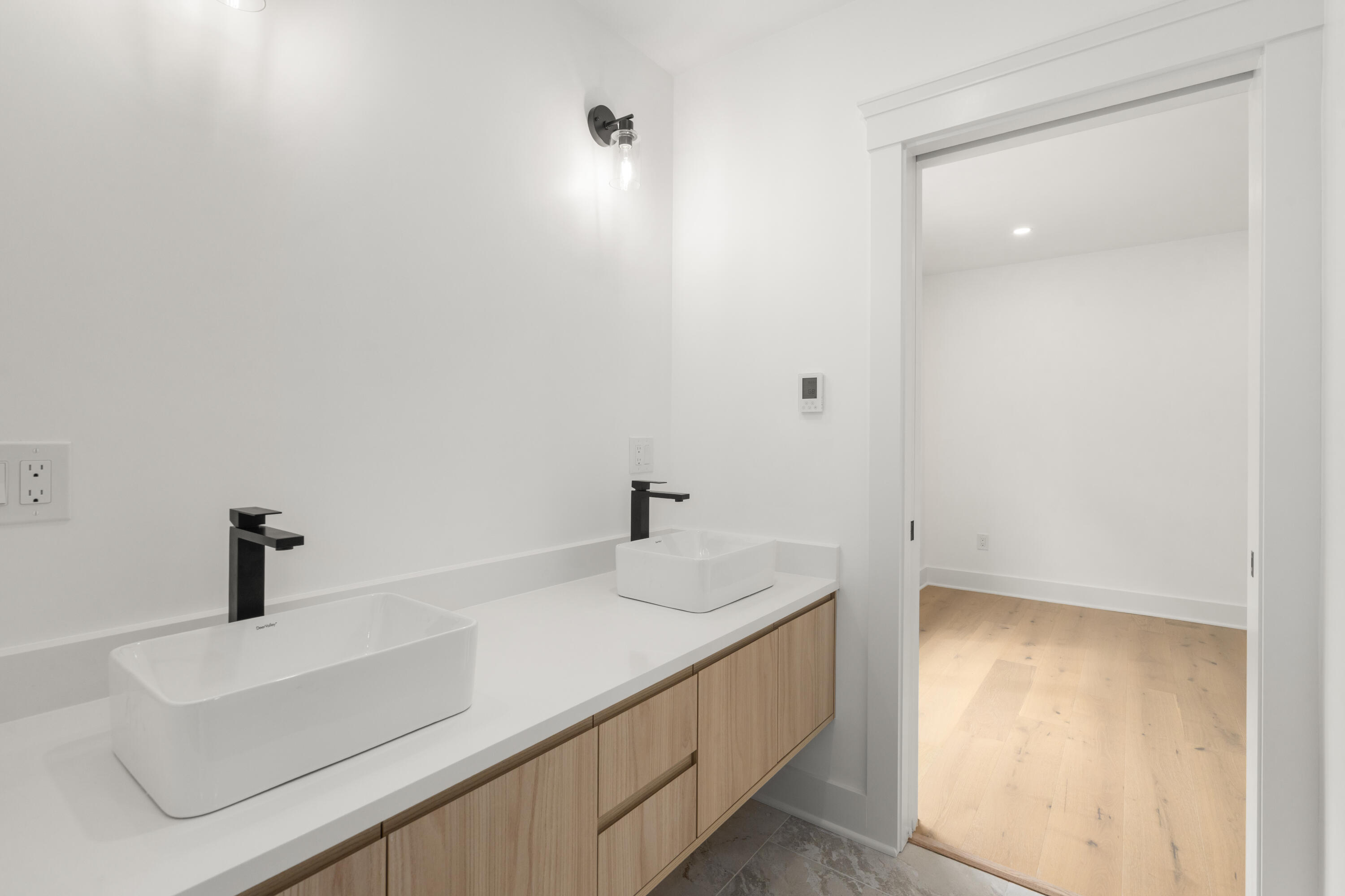 10 Laurel Lane Forestdale MA 02644