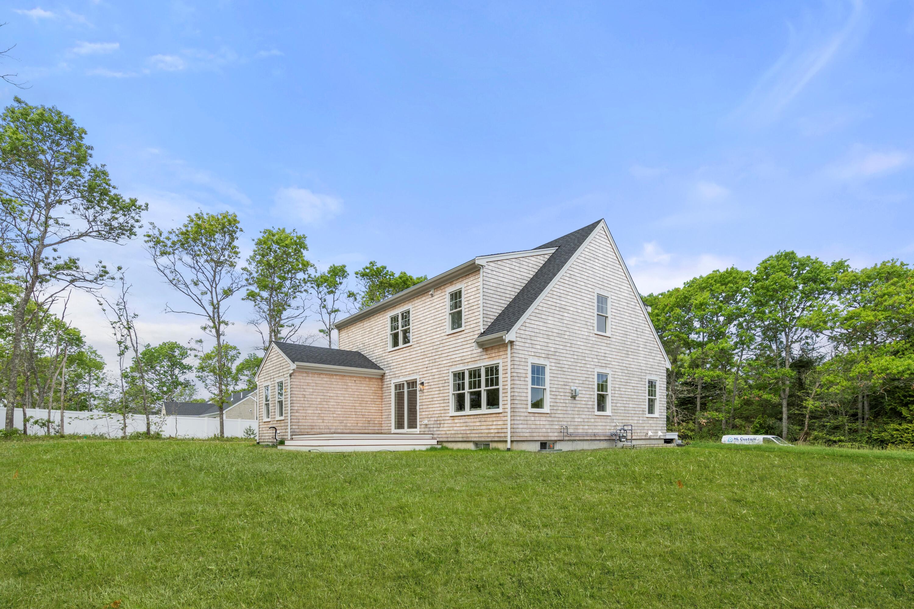 10 Laurel Lane Forestdale MA 02644